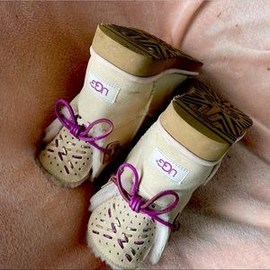 UGG boots ! Super cute